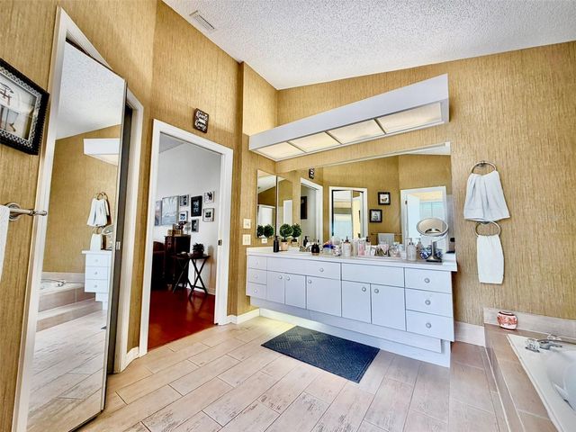 5455 PINE BARK LANE, Wesley Chapel, FL 33543