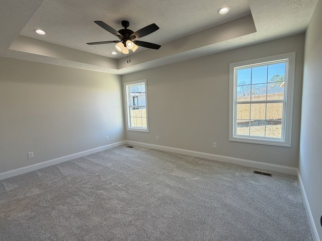 607 Shadow Dr, Shelbyville, TN 37160