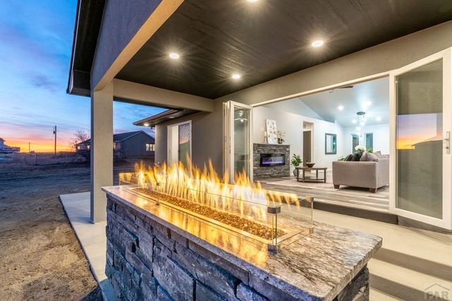 1758 N Billy The Kid Lane, Pueblo West, CO 81007