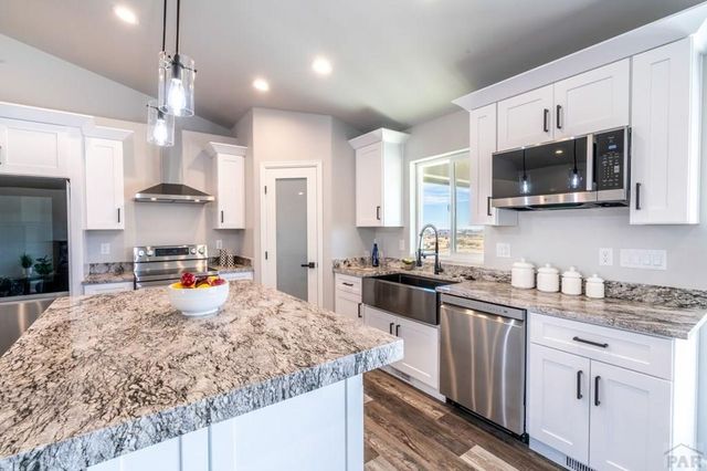 1758 N Billy The Kid Lane, Pueblo West, CO 81007