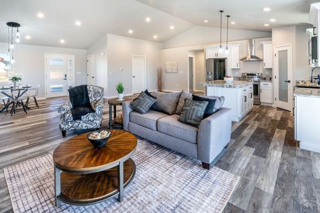 1758 N Billy The Kid Lane, Pueblo West, CO 81007