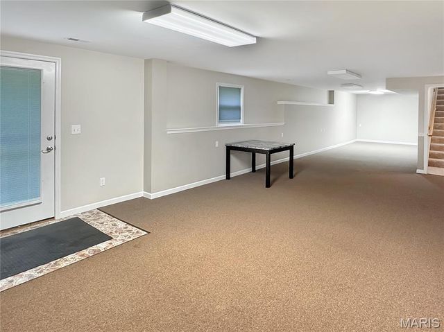 2005 Jessica Hills Court, Washington, MO 63090