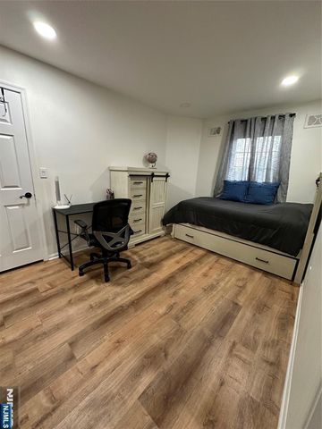 758 Charles Court 6107, Fort Lee, NJ 07024