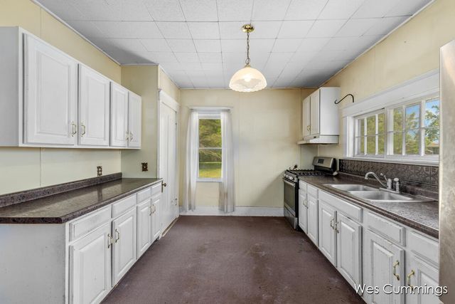 6475 N Lumberjack Road, Riverdale, MI 48877