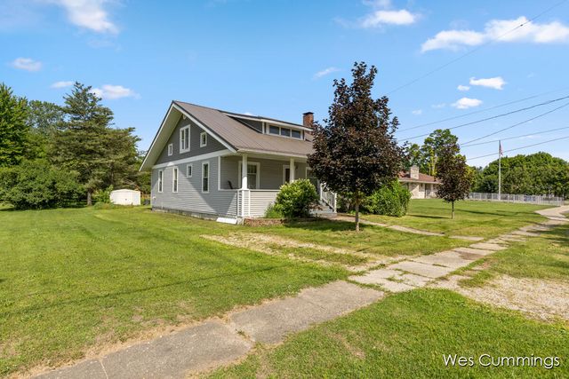 6475 N Lumberjack Road, Riverdale, MI 48877