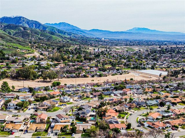 5705 N F, San Bernardino, CA 92407