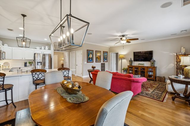 312 Meandering Dr, Lebanon, TN 37090