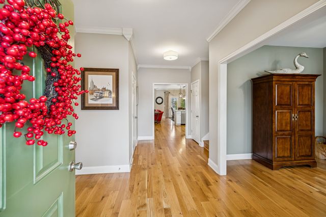 312 Meandering Dr, Lebanon, TN 37090