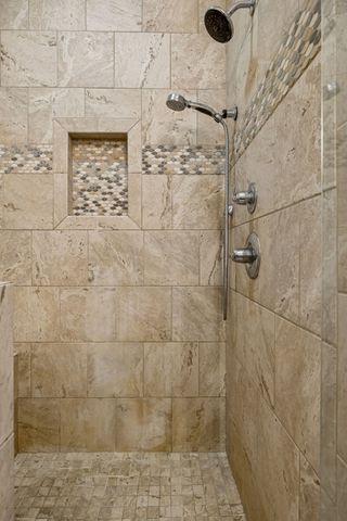 312 Meandering Dr, Lebanon, TN 37090