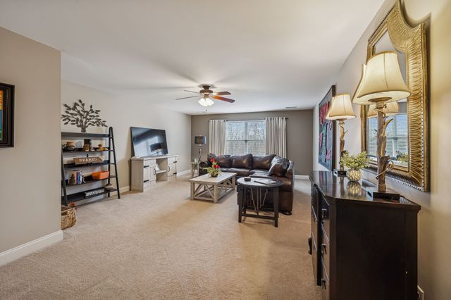 312 Meandering Dr, Lebanon, TN 37090