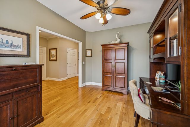 312 Meandering Dr, Lebanon, TN 37090