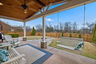 312 Meandering Dr, Lebanon, TN 37090