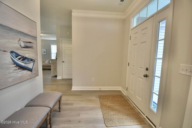 1059 Lexington Avenue NE, Leland, NC 28451