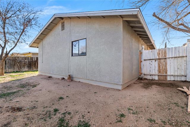 1955 Motor Avenue, Kingman, AZ 86401