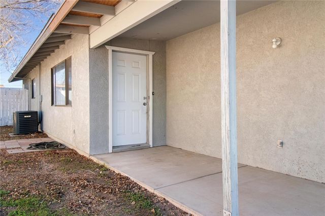 1955 Motor Avenue, Kingman, AZ 86401