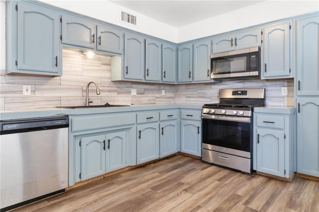 1955 Motor Avenue, Kingman, AZ 86401