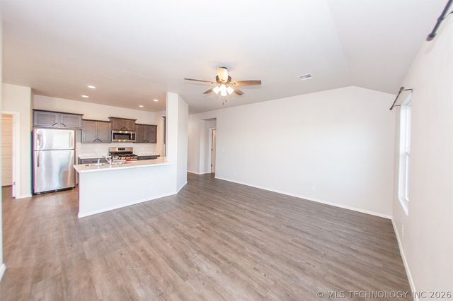 14129 N 74th East Avenue, Collinsville, OK 74021