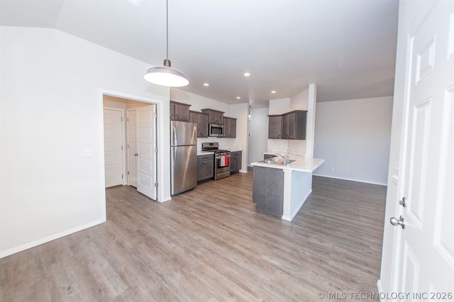 14129 N 74th East Avenue, Collinsville, OK 74021