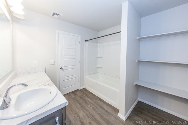 14129 N 74th East Avenue, Collinsville, OK 74021