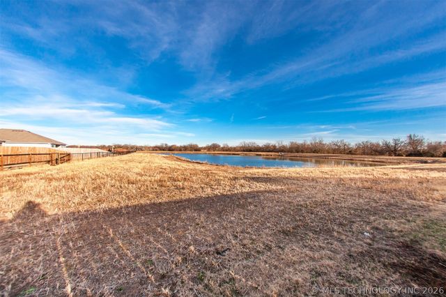 14129 N 74th East Avenue, Collinsville, OK 74021
