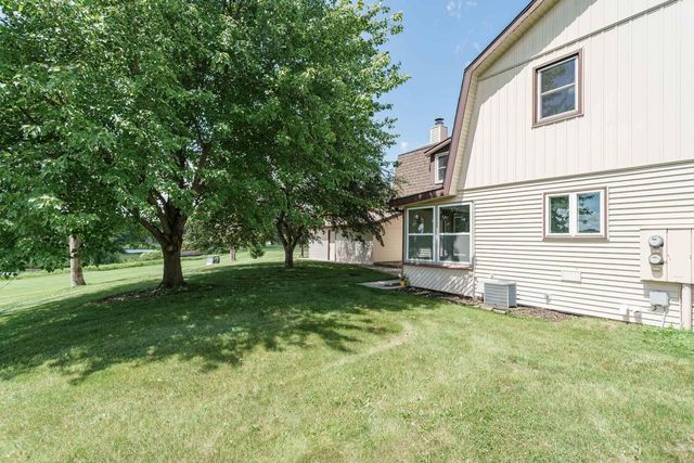 410 Saddle Ridge, Portage, WI 53901