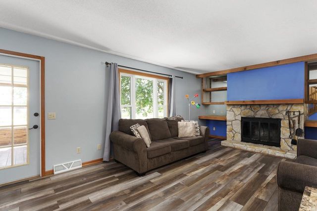 410 Saddle Ridge, Portage, WI 53901