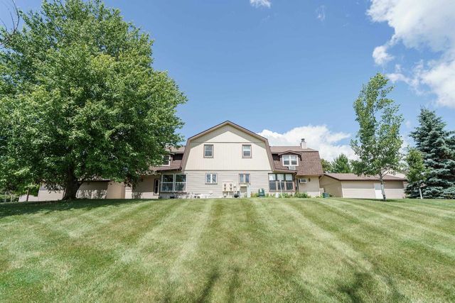 410 Saddle Ridge, Portage, WI 53901