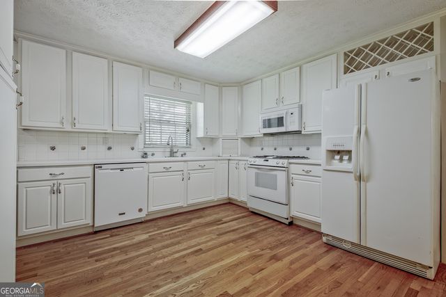 110 Silver Leaf Drive, Fayetteville, GA 30214