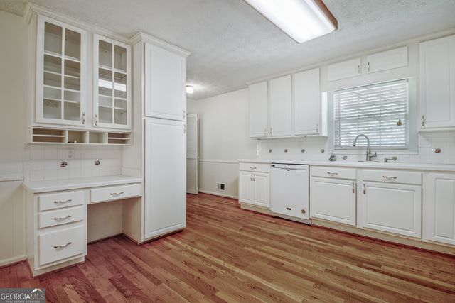 110 Silver Leaf Drive, Fayetteville, GA 30214