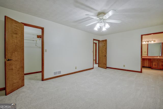 110 Silver Leaf Drive, Fayetteville, GA 30214