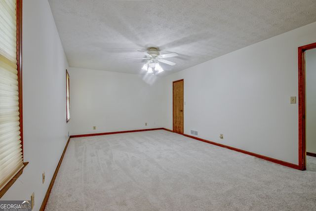 110 Silver Leaf Drive, Fayetteville, GA 30214