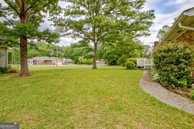 110 Silver Leaf Drive, Fayetteville, GA 30214