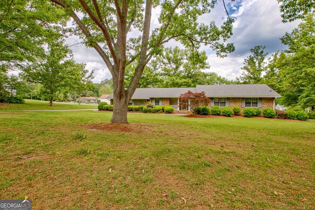 110 Silver Leaf Drive, Fayetteville, GA 30214
