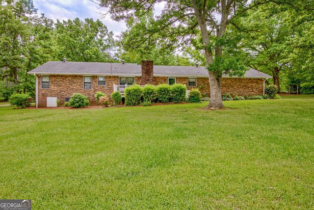 110 Silver Leaf Drive, Fayetteville, GA 30214