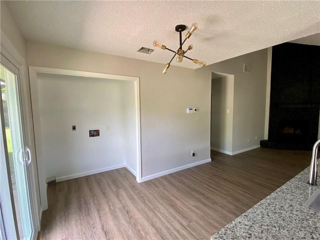 1715 Shadowview DR B, Austin, TX 78758