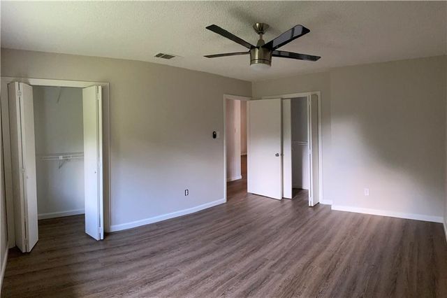 1715 Shadowview DR B, Austin, TX 78758