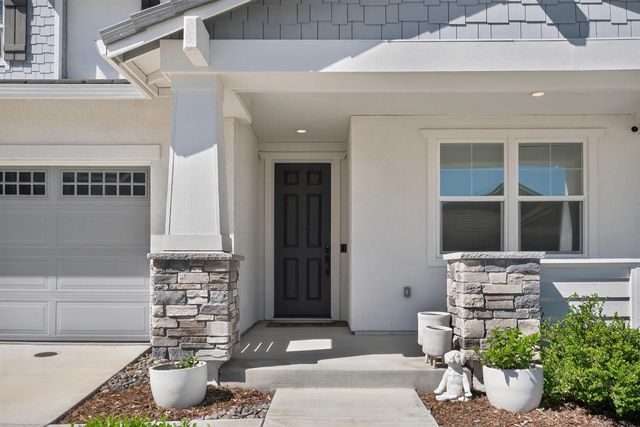 183 Michael Cox Ln, Tracy, CA 95377