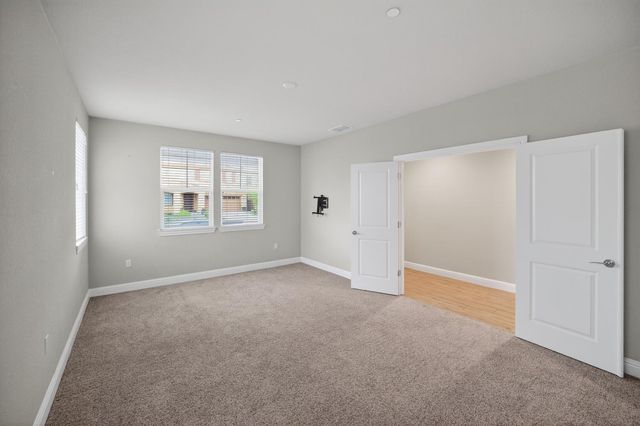 183 Michael Cox Ln, Tracy, CA 95377