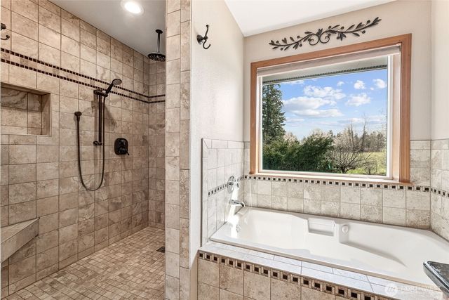 11610 45th Street E, Edgewood, WA 98372