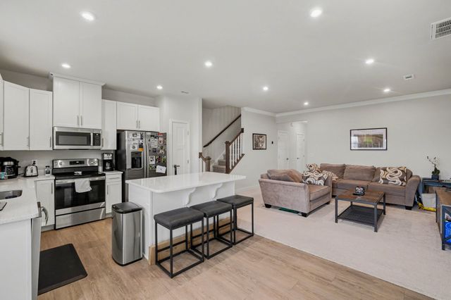 1145 Riverbrook Dr, Gallatin, TN 37066