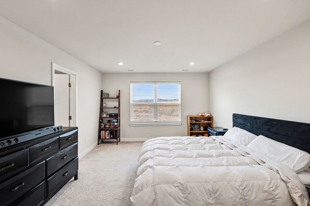 1145 Riverbrook Dr, Gallatin, TN 37066