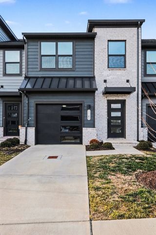 1145 Riverbrook Dr, Gallatin, TN 37066