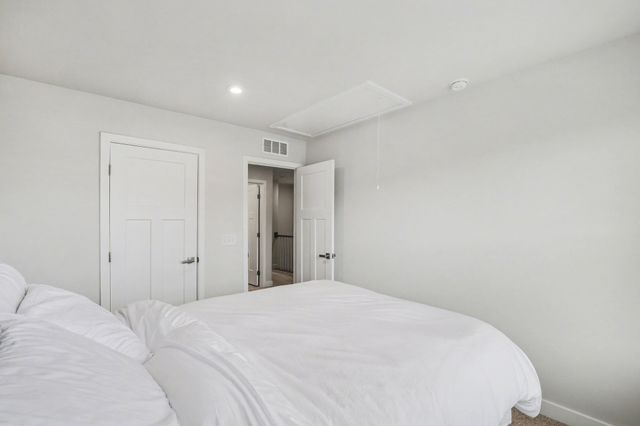 1145 Riverbrook Dr, Gallatin, TN 37066