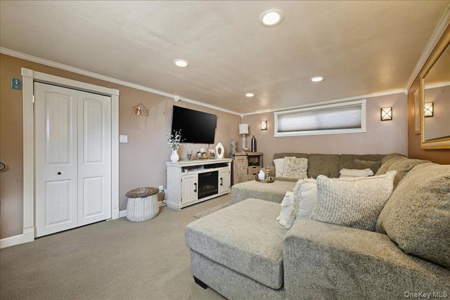 1356 Blue Spruce Lane, Wantagh, NY 11793