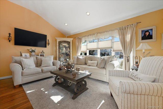 1356 Blue Spruce Lane, Wantagh, NY 11793