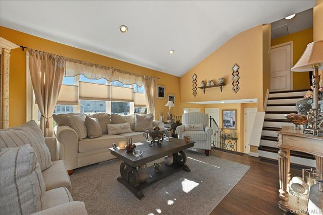 1356 Blue Spruce Lane, Wantagh, NY 11793