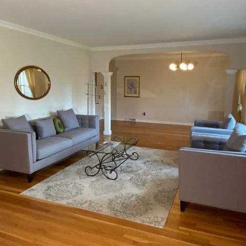 8245 Baring Avenue, Munster, IN 46321