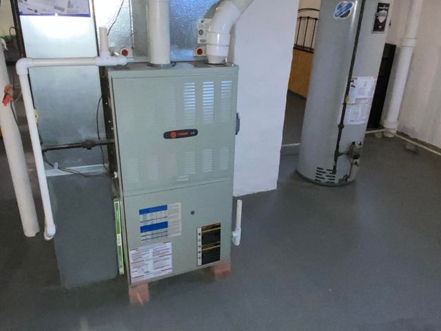 8245 Baring Avenue, Munster, IN 46321