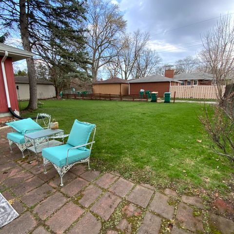 8245 Baring Avenue, Munster, IN 46321