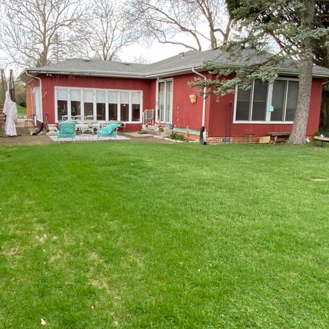 8245 Baring Avenue, Munster, IN 46321